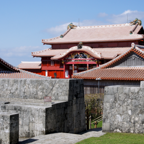 ปราสาทชูริ (Shuri Castle) มรดกแห่งประวัติศาสตร์และวัฒนธรรมของอาณาจักรริวกิวแห่งโอกินาว่า