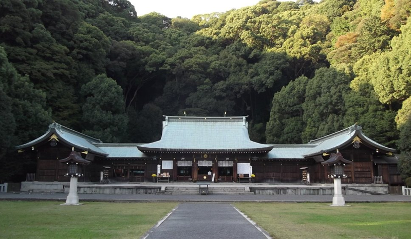 ศาลเจ้าโกโกกุ (Gokoku Jinja)